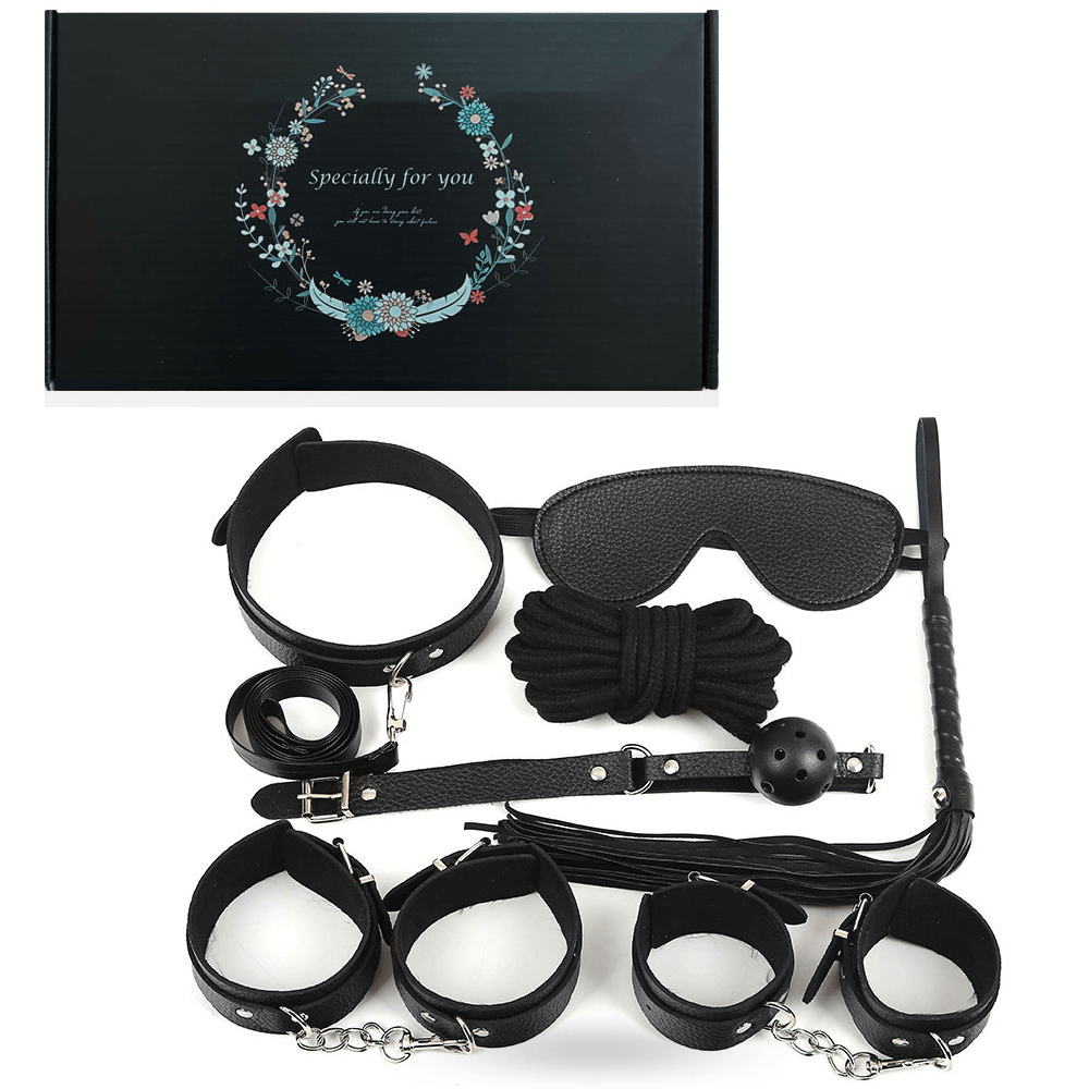 Kit Bondage Com 8 Itens Em Couro Sintético Abs E Metal Na Cor Preto 3r