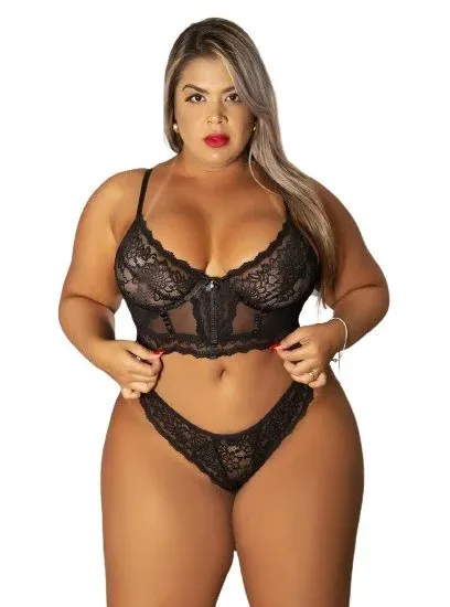 Conjunto Preto Sensual Cropped Rendado Sem Bojo PLUS 50 Garota Veneno.